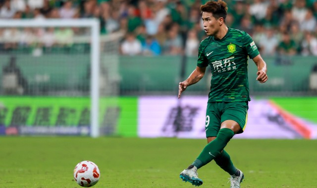 九游-记者：乃比江因急性阑尾炎留在北京治疗，痊愈后再随国安队冬训