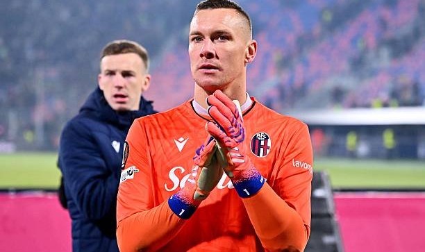 九游游戏-博洛尼亚门将斯科鲁普斯基停赛无缘战米兰|AC米兰|意甲|ac米兰|意甲联赛|基因_新浪体育_新浪新闻