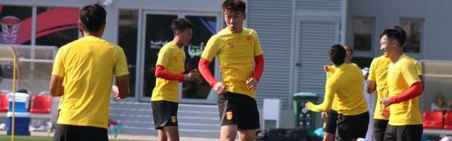 九游APP-吴曦全速调整追赶中黎战>中塔战 后腰“双王”搭档？